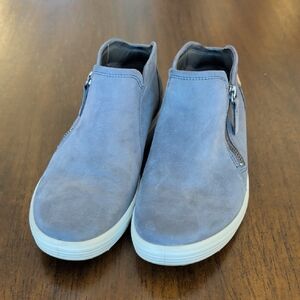 Womens Ecco Nubuck Zip Gray Bootie